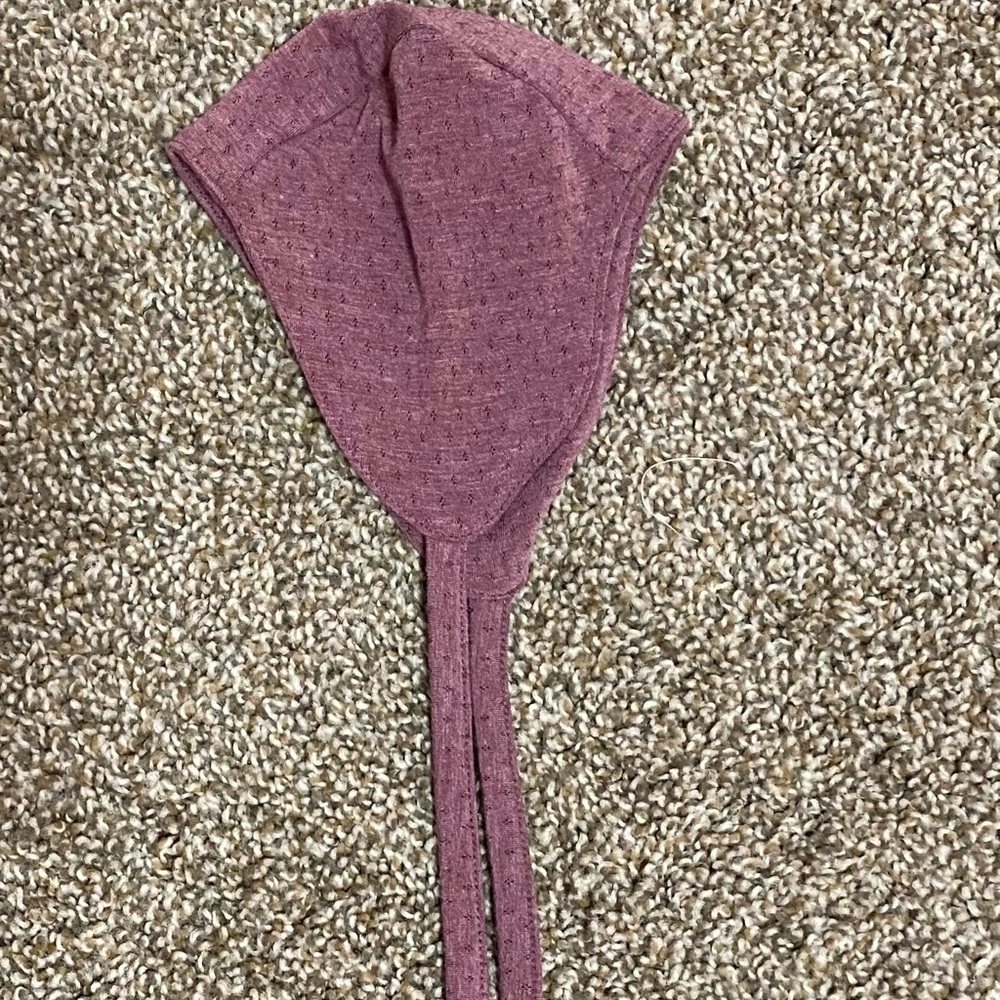 Kate Quinn flight hat